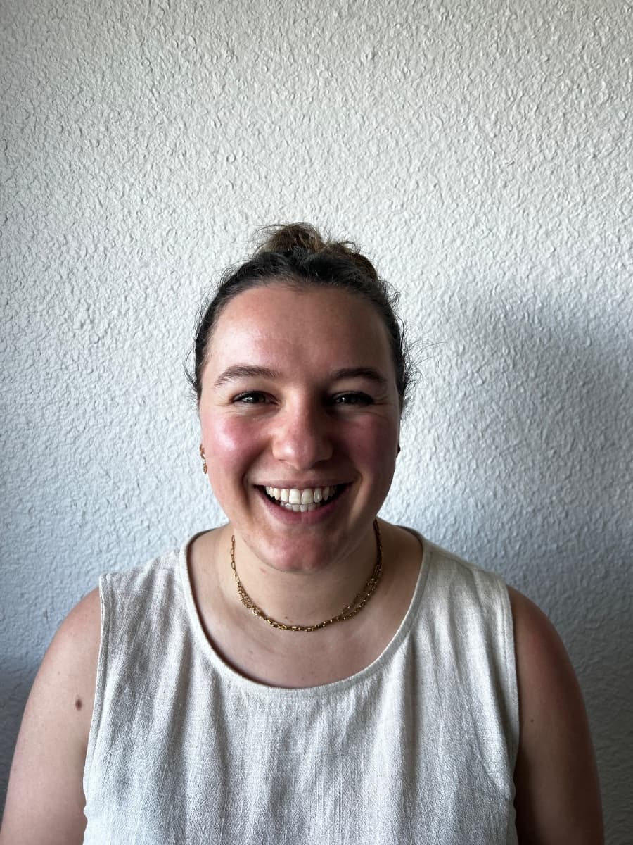Noa, cleaner in Waterloo
