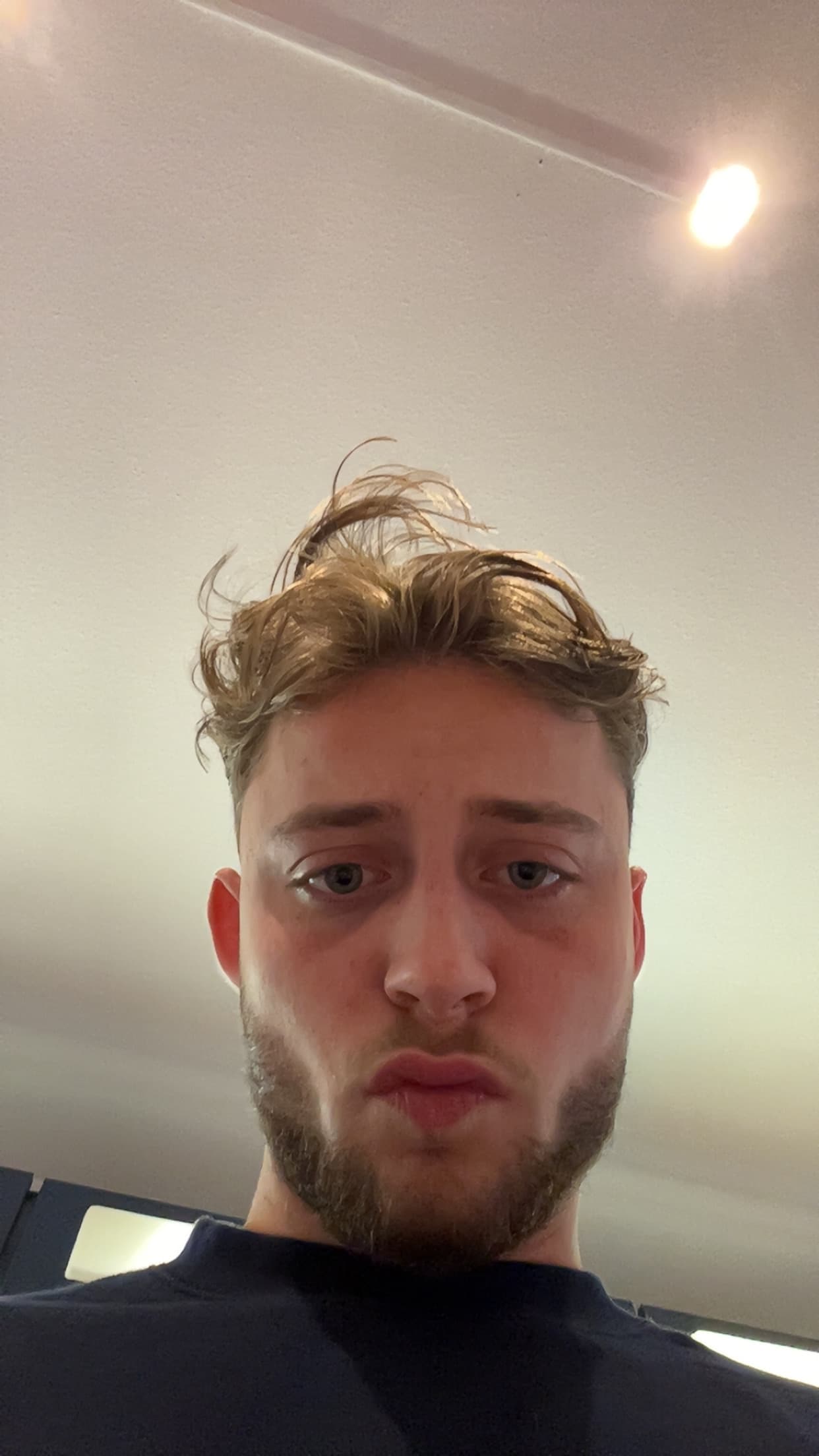 Leo, house cleaner in Melbourne